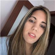 Soy Laila, profesora con Grado Superior, imparto Lengua y GeH en Secundaria y todas las asignaturas de Primaria.